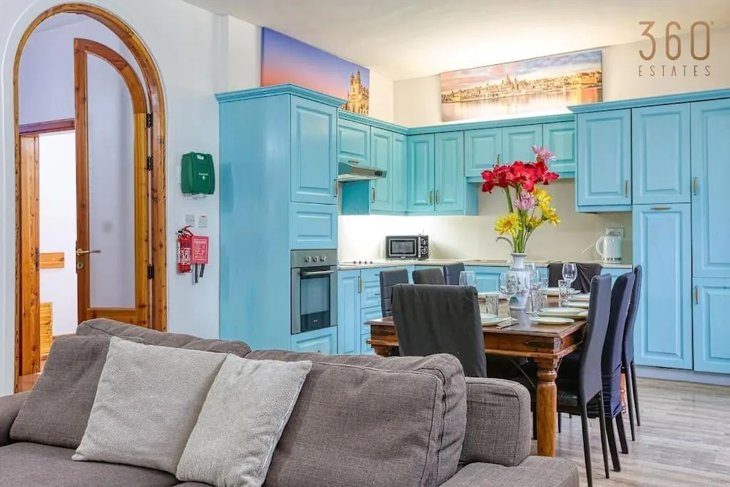 Spacious 4Br Stay In Sliema Best Location By 360 Estates 0*,  Malta