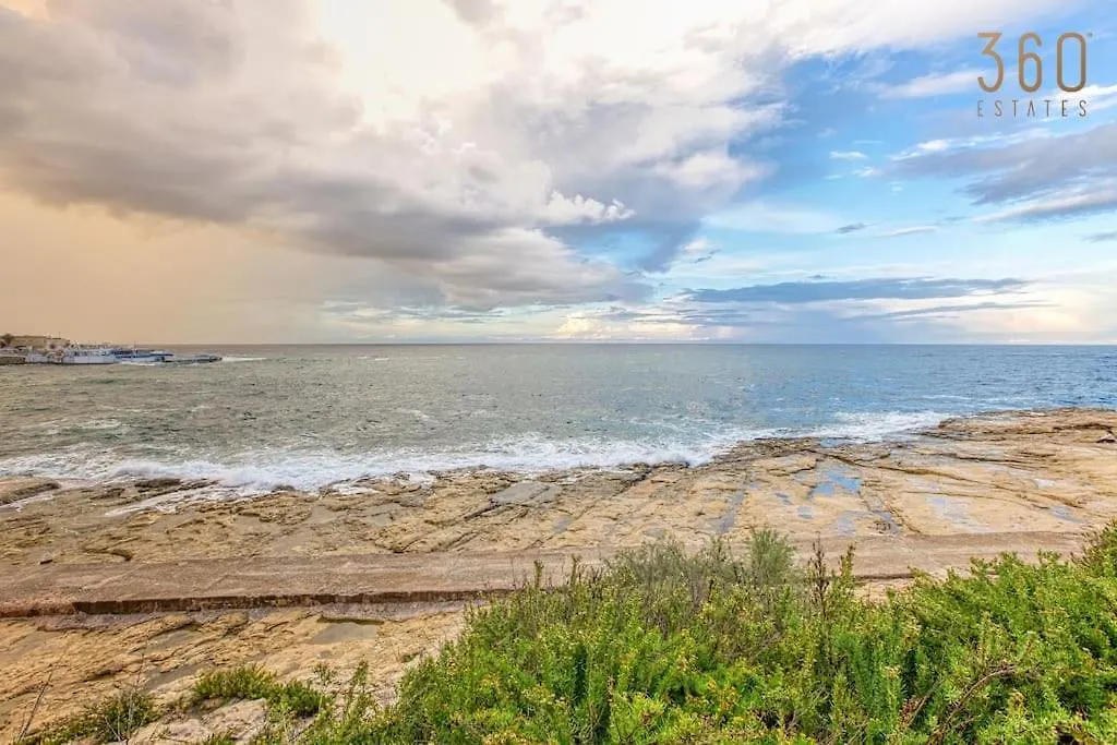 Spacious 4Br Stay In Sliema Best Location By 360 Estates