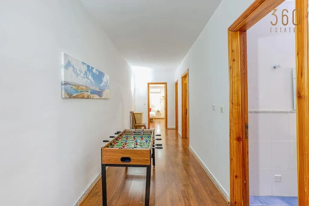 Spacious 4Br Stay In Sliema Best Location By 360 Estates 0*,  Malta