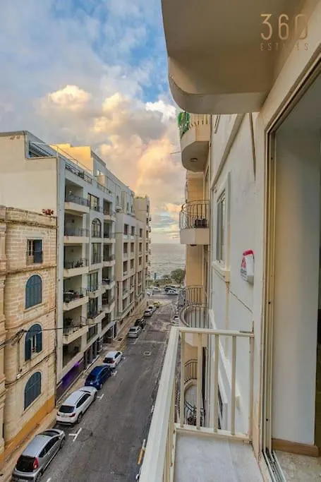 Apartment Spacious 4Br Stay In Sliema Best Location By 360 Estates