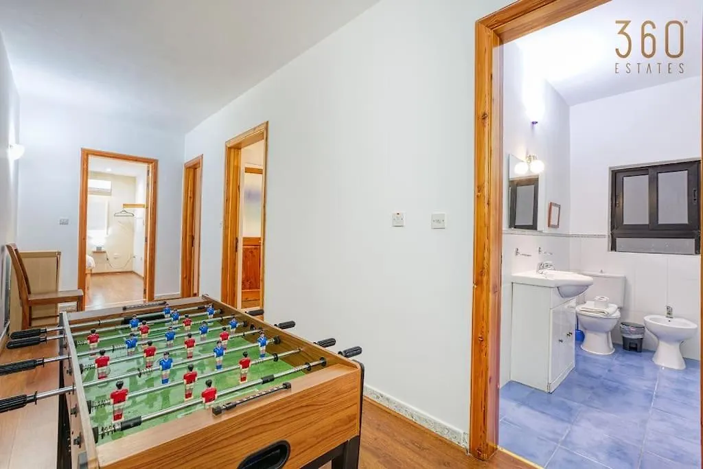 Spacious 4Br Stay In Sliema Best Location By 360 Estates Daire