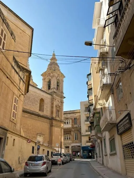 Spacious 4Br Stay In Sliema Best Location By 360 Estates Daire